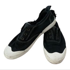 Black converse women size 7